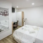 Luxury & 게스트하우스