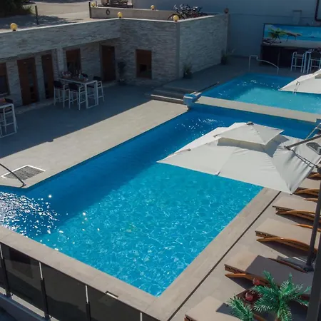 Luxury & Guest house